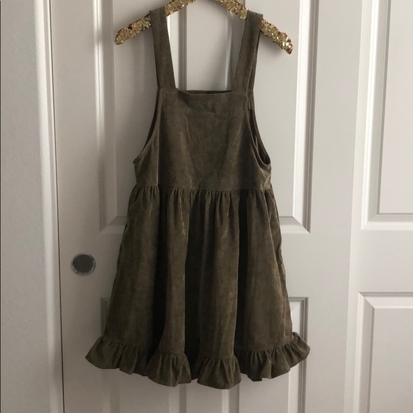 Dresses & Skirts - Ruffle hem jumper